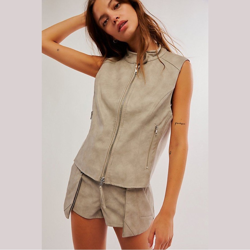 Free People - Sleeveless Beige Zip-Up Vest and Shorts Set